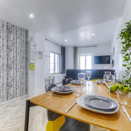 Magnifique Parking Prive Inclus Renove 2025 I L'houmeau